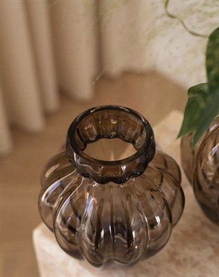 Audrey Vase - Smokey Brown - Small
